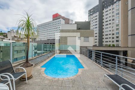 Apartamento à venda com 160m², 3 quartos e 3 vagas Apartamento à venda com 160m², 3 quartos e 3 vagasPiscina