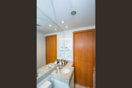 Banheiro Social de apartamento à venda com 3 quartos, 160m² em Luxemburgo, Belo Horizonte
