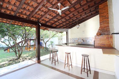 Casa de condomínio à venda com 230m², 4 quartos e 6 vagasÁrea Gourmet