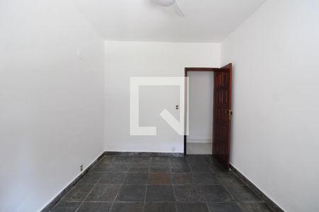 Quarto 1 de casa de condomínio para alugar com 4 quartos, 230m² em Anil, Rio de Janeiro