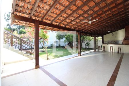 Casa de condomínio à venda com 230m², 4 quartos e 6 vagasÁrea Gourmet