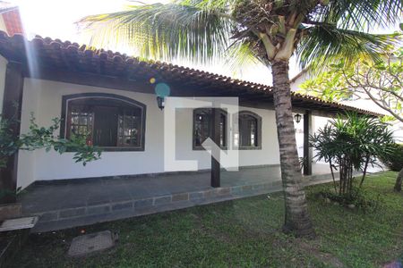 Casa de condomínio à venda com 230m², 4 quartos e 6 vagasJardim da Entrada