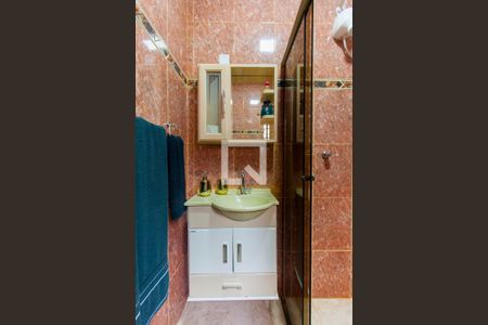 Banheiro de casa para alugar com 1 quarto, 40m² em Vila Tolstoi, São Paulo