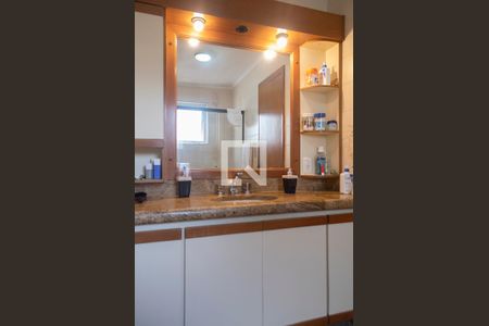 Apartamento à venda com 152m², 3 quartos e 2 vagasBanheiro quarto 3 