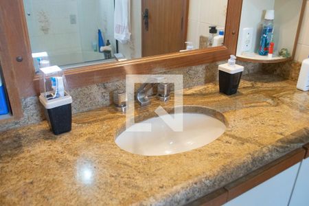 Apartamento à venda com 152m², 3 quartos e 2 vagasBanheiro quarto 3 