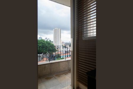 Apartamento à venda com 152m², 3 quartos e 2 vagasSacada quarto 3