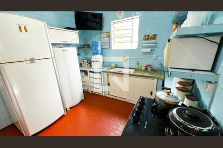 Casa à venda com 500m², 3 quartos e 2 vagasCozinha 