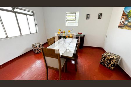 Sala  de casa à venda com 3 quartos, 500m² em São Francisco, Belo Horizonte