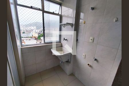 Apartamento à venda com 64m², 2 quartos e 1 vagaÁrea de Serviço