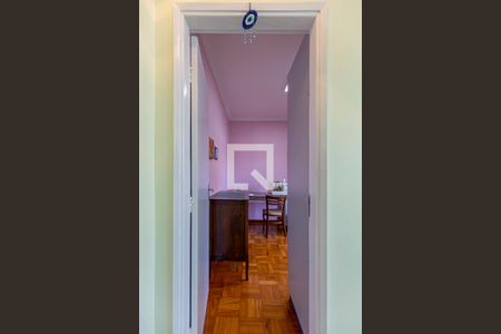 Casa à venda com 200m², 3 quartos e 2 vagas Casa à venda com 200m², 3 quartos e 2 vagasQuarto 1