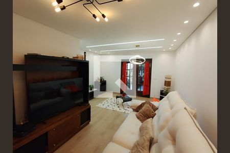 Sala de Estar de casa à venda com 3 quartos, 200m² em Centreville, Santo André