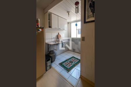 Cozinha e Área de Serviço de apartamento para alugar com 2 quartos, 38m² em Vila Nova, Porto Alegre