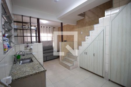 Casa à venda com 144m², 3 quartos e 2 vagasCozinha