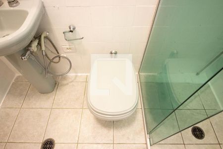 Casa à venda com 144m², 3 quartos e 2 vagasBanheiro 