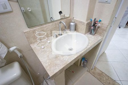 Casa à venda com 144m², 3 quartos e 2 vagasBanheiro da Suíte