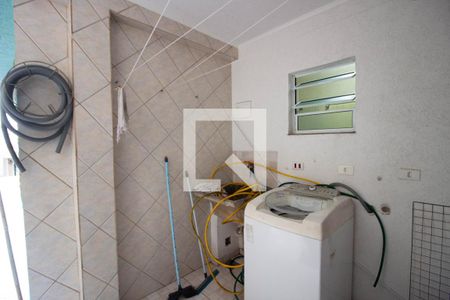 Casa à venda com 144m², 3 quartos e 2 vagasLavanderia