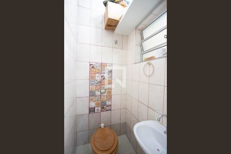 Casa à venda com 144m², 3 quartos e 2 vagasLavabo