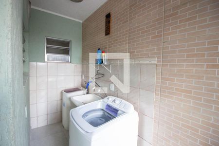 Casa à venda com 144m², 3 quartos e 2 vagasLavanderia