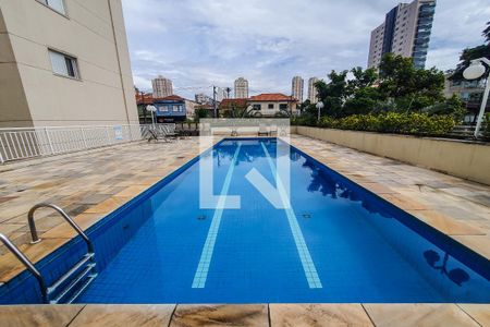Apartamento à venda com 61m², 2 quartos e 1 vaga Apartamento à venda com 61m², 2 quartos e 1 vagaPiscina