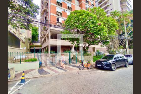 Apartamento à venda com 90m², 3 quartos e 1 vagaFachada 