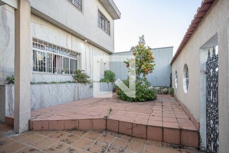 Casa à venda com 270m², 4 quartos e 3 vagas