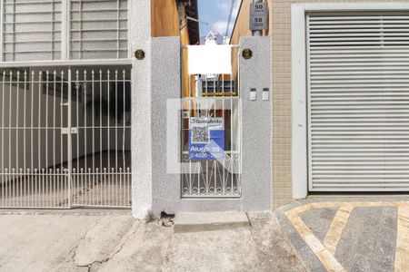 Fachada  de casa para alugar com 1 quarto, 35m² em Cidade Mãe do Céu, São Paulo