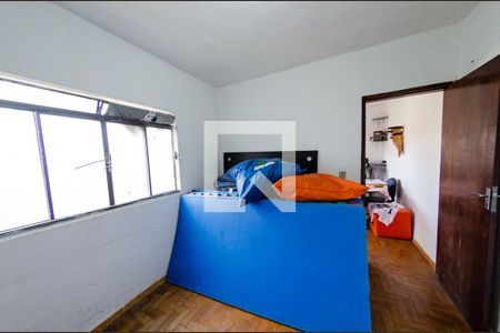 Casa à venda com 420m², 4 quartos e 5 vagasCasa 3