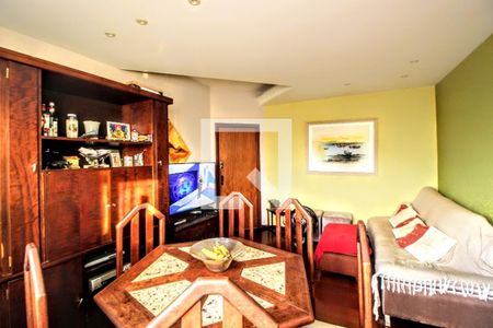 Sala de apartamento à venda com 3 quartos, 90m² em Grajaú, Belo Horizonte