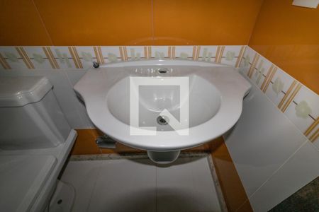 Casa de condomínio à venda com 600m², 6 quartos e 4 vagas Casa de condomínio à venda com 600m², 6 quartos e 4 vagasBanheiro