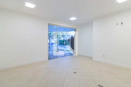 Casa de condomínio à venda com 600m², 6 quartos e 4 vagas Casa de condomínio à venda com 600m², 6 quartos e 4 vagasSuíte 4