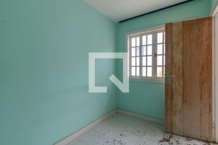 Casa de condomínio à venda com 600m², 6 quartos e 4 vagas Casa de condomínio à venda com 600m², 6 quartos e 4 vagasCasa Anexa (Quarto 1)