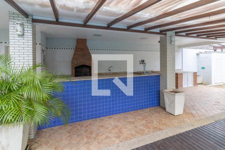 Casa de condomínio à venda com 600m², 6 quartos e 4 vagas Casa de condomínio à venda com 600m², 6 quartos e 4 vagasÁrea externa - Churrasqueira