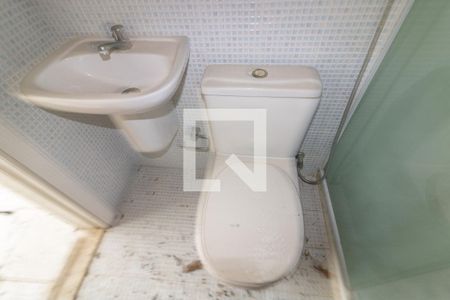 Casa de condomínio à venda com 600m², 6 quartos e 4 vagas Casa de condomínio à venda com 600m², 6 quartos e 4 vagasCasa Anexa (Banheiro)