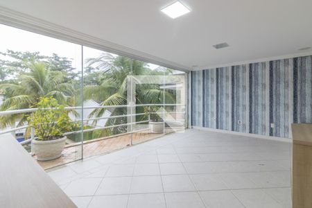 Casa de condomínio à venda com 600m², 6 quartos e 4 vagas Casa de condomínio à venda com 600m², 6 quartos e 4 vagasSuíte 2