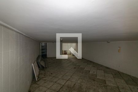 Casa de condomínio à venda com 600m², 6 quartos e 4 vagas Casa de condomínio à venda com 600m², 6 quartos e 4 vagasCasa Anexa (Área para guardar itens))