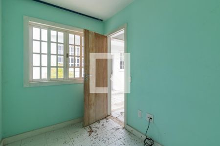 Casa de condomínio à venda com 600m², 6 quartos e 4 vagas Casa de condomínio à venda com 600m², 6 quartos e 4 vagasCasa Anexa (Quarto 1)