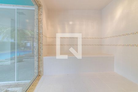 Casa de condomínio à venda com 600m², 6 quartos e 4 vagas Casa de condomínio à venda com 600m², 6 quartos e 4 vagasÁrea externa - Sauna