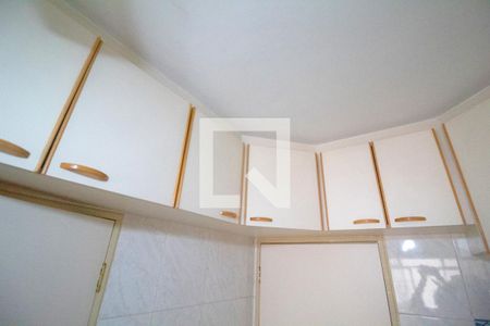 Apartamento à venda com 89m², 2 quartos e 1 vagaCozinha - Armários