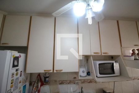 Apartamento à venda com 89m², 2 quartos e 1 vagaCozinha - Armários