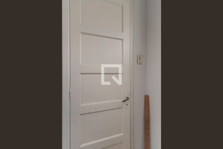 Apartamento para alugar com 60m², 2 quartos e sem vagaBanheiro de serviço