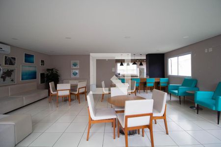 Apartamento para alugar com 43m², 2 quartos e 1 vaga Apartamento para alugar com 43m², 2 quartos e 1 vagaÁrea comum - Salão de festas
