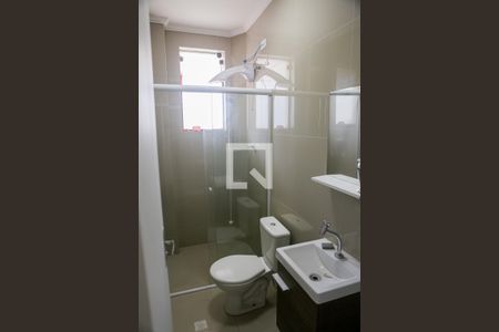 Apartamento para alugar com 60m², 2 quartos e sem vagaBanheiro