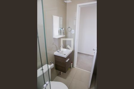 Apartamento para alugar com 60m², 2 quartos e sem vagaBanheiro