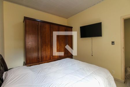 Casa à venda com 290m², 3 quartos e 2 vagas Casa à venda com 290m², 3 quartos e 2 vagasQuarto 2