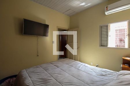 Casa à venda com 290m², 3 quartos e 2 vagas Casa à venda com 290m², 3 quartos e 2 vagasQuarto 2