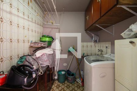 Casa à venda com 290m², 3 quartos e 2 vagas Casa à venda com 290m², 3 quartos e 2 vagasÁrea de Serviço