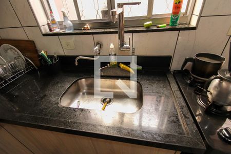 Casa à venda com 290m², 3 quartos e 2 vagas Casa à venda com 290m², 3 quartos e 2 vagasCozinha