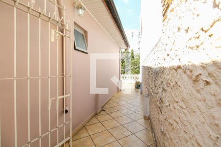 Casa à venda com 290m², 3 quartos e 2 vagas Casa à venda com 290m², 3 quartos e 2 vagasCorredor Externo