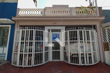 Casa à venda com 290m², 3 quartos e 2 vagas Casa à venda com 290m², 3 quartos e 2 vagasFachada