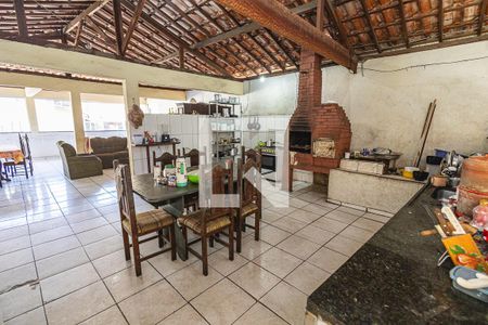 Casa à venda com 350m², 3 quartos e 4 vagasEsapaço gourmet / sala